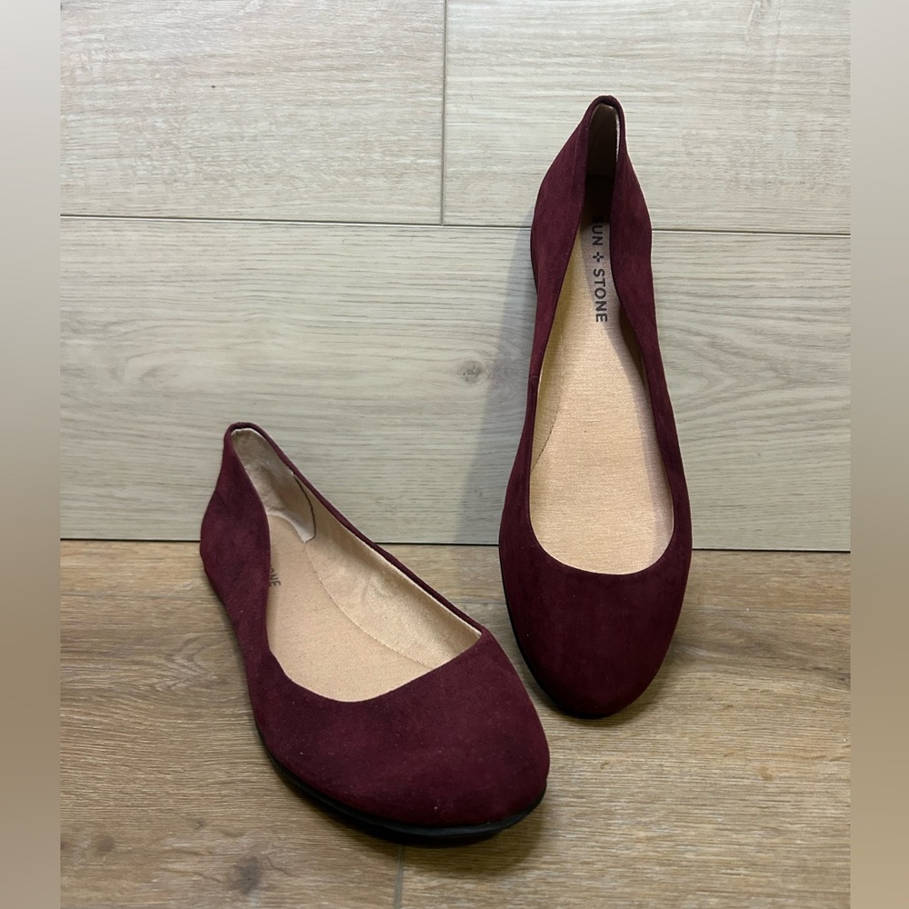 Sun Stone Maroon Flats 9